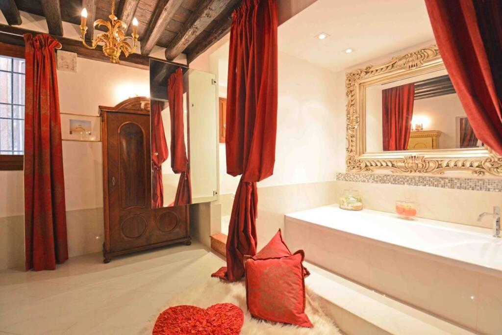 Zattere Cottage Close To Guggenheim Venice Exterior photo